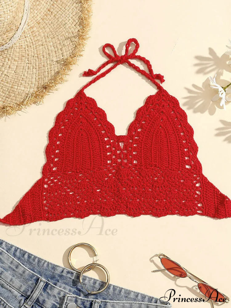 Top corti alla moda traforati all'uncinetto con collo a fascia