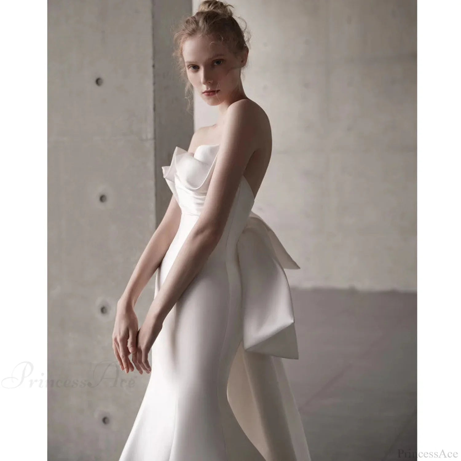 Satin Strapless Bowknot Wedding Dress