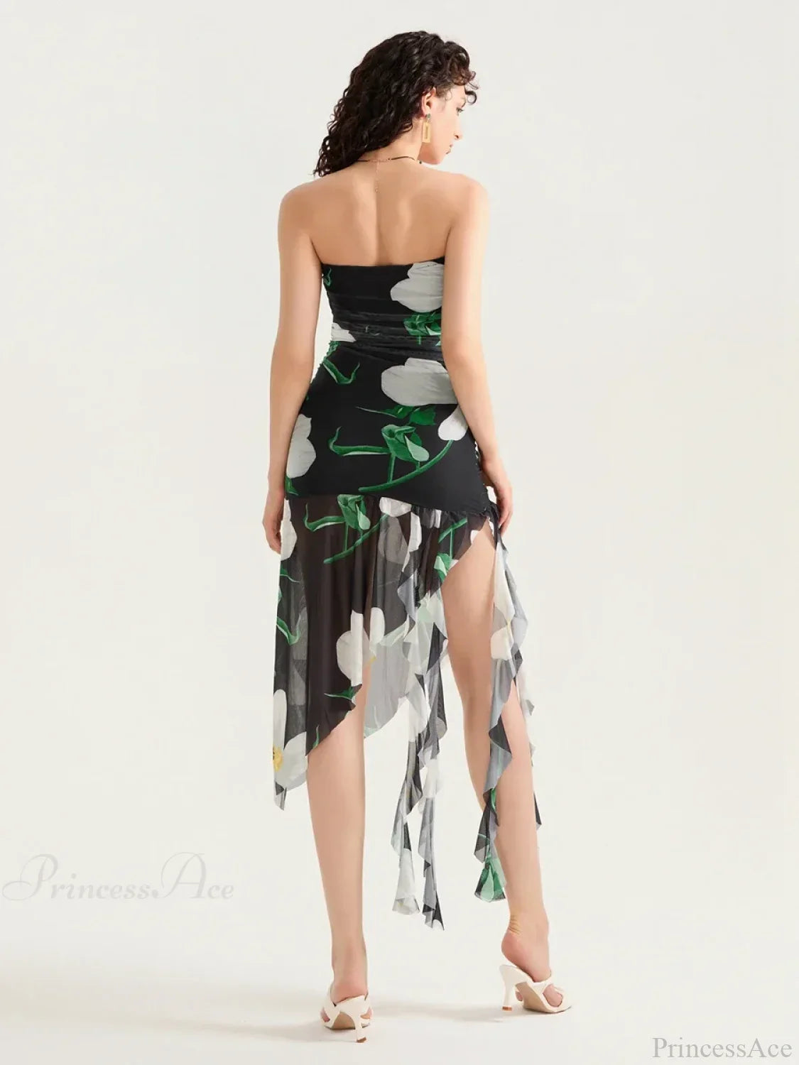 Vestido mini floral sexy sin tirantes con volantes y flecos