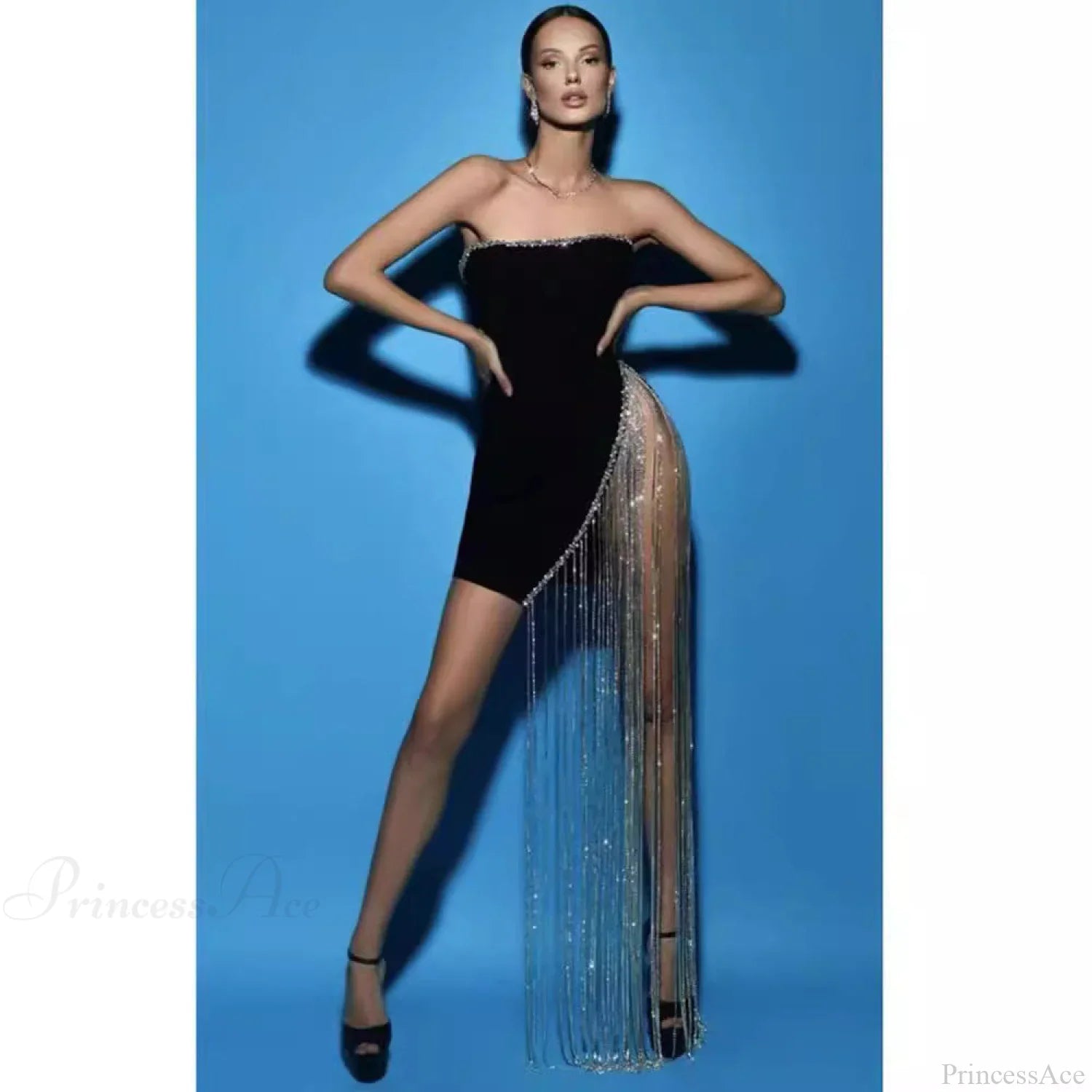 Sexy trägerloses Mini-Abendkleid mit Schlitz und Wickeloptik