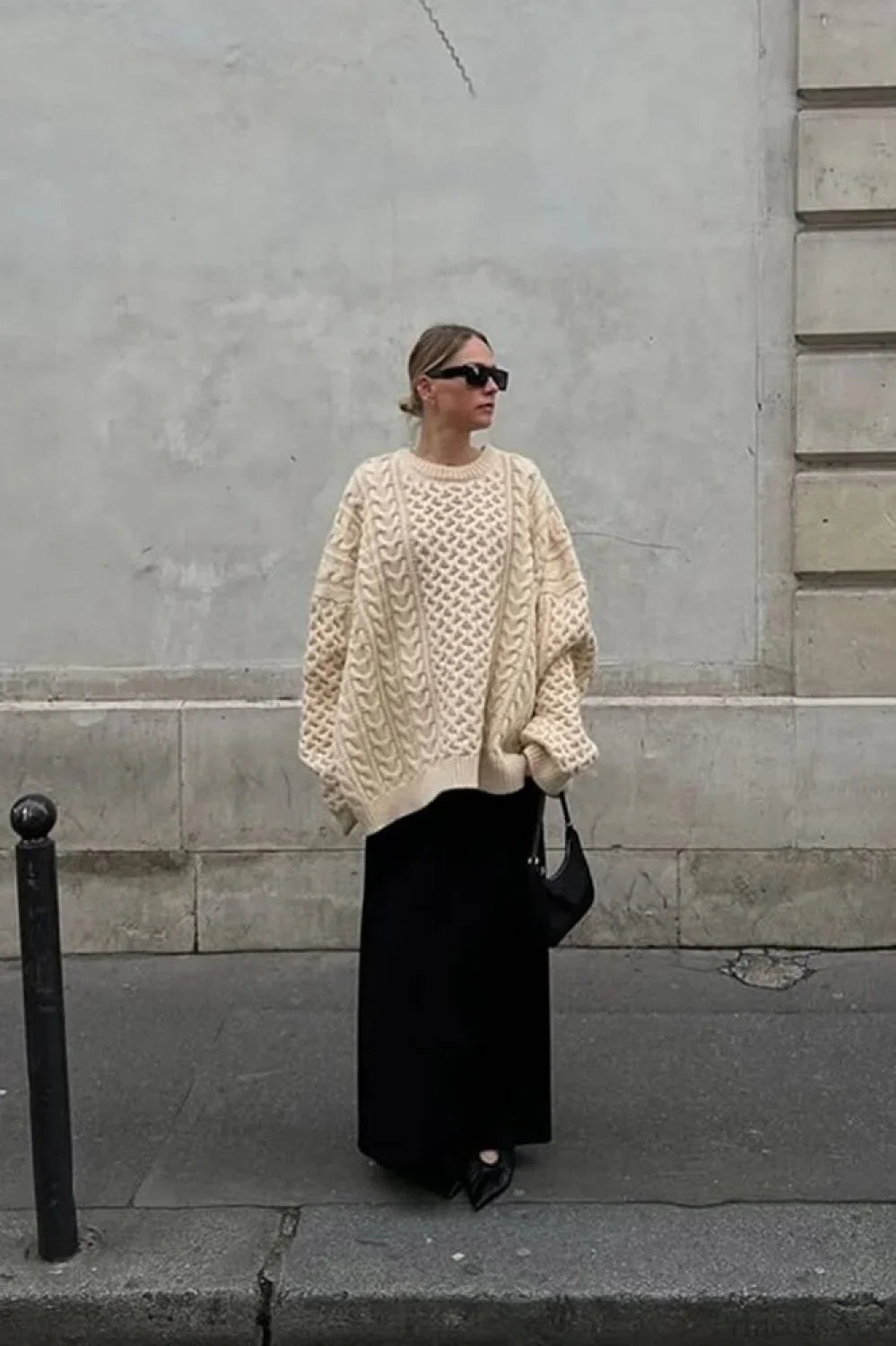 Maglione largo a girocollo con maniche a lanterna Solid