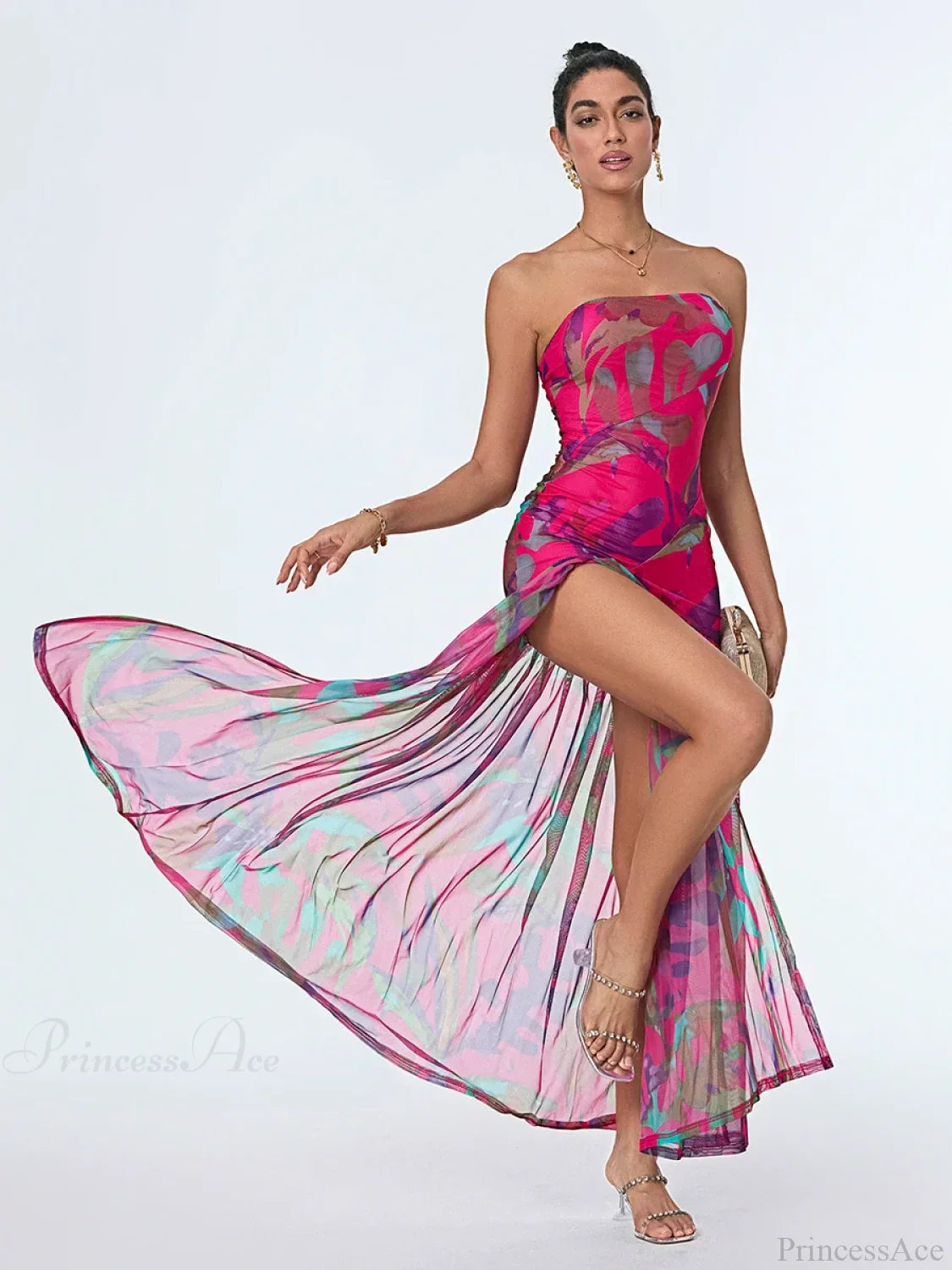 Vestido floral sin tirantes con abertura alta y dobladillo de malla