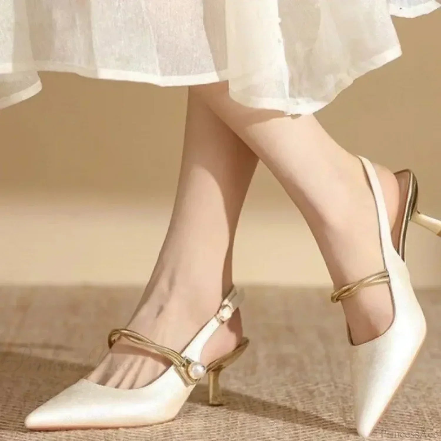 Summer Fashion Pointed Pearl Sexy High Heels Banquet Women Low Heel Pump