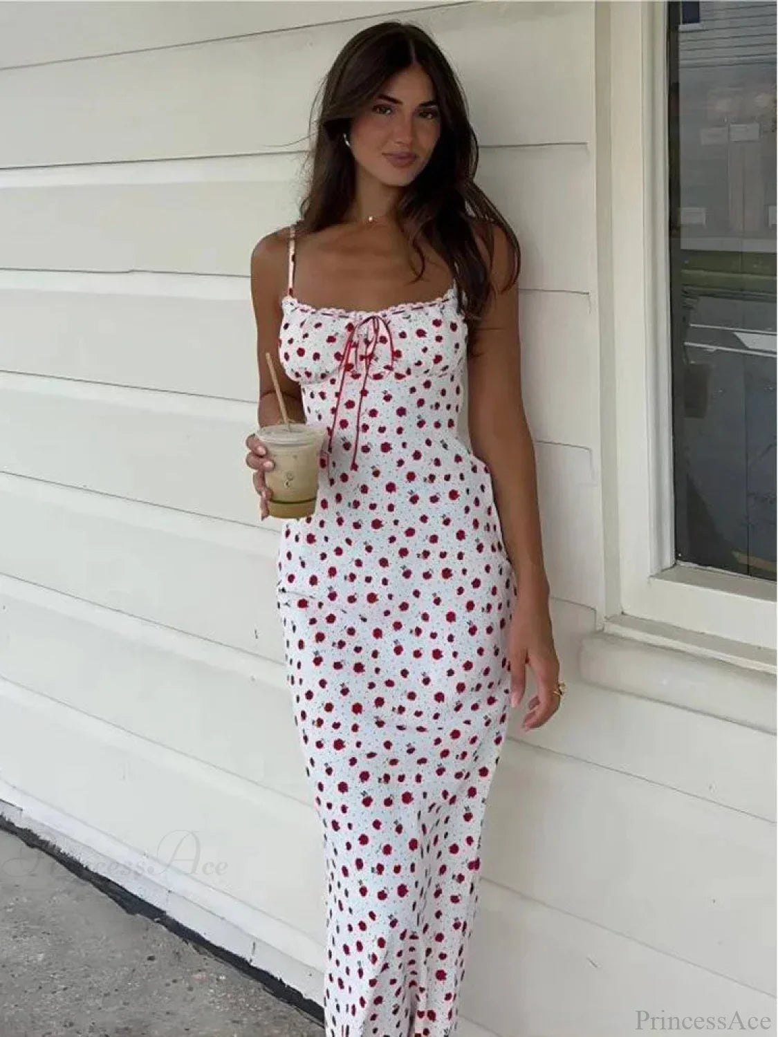 Vestido ajustado de calle con banda y lazo floral a la moda