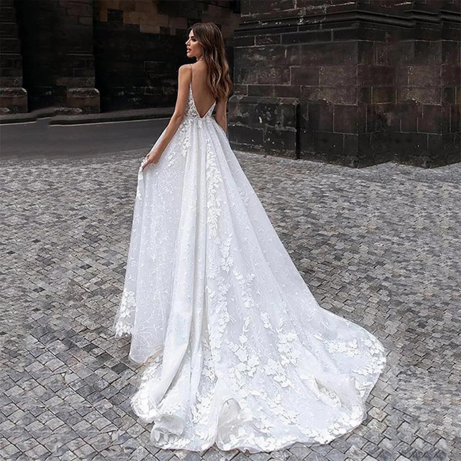 Vestido de novia sirena de tul transparente con escote en V