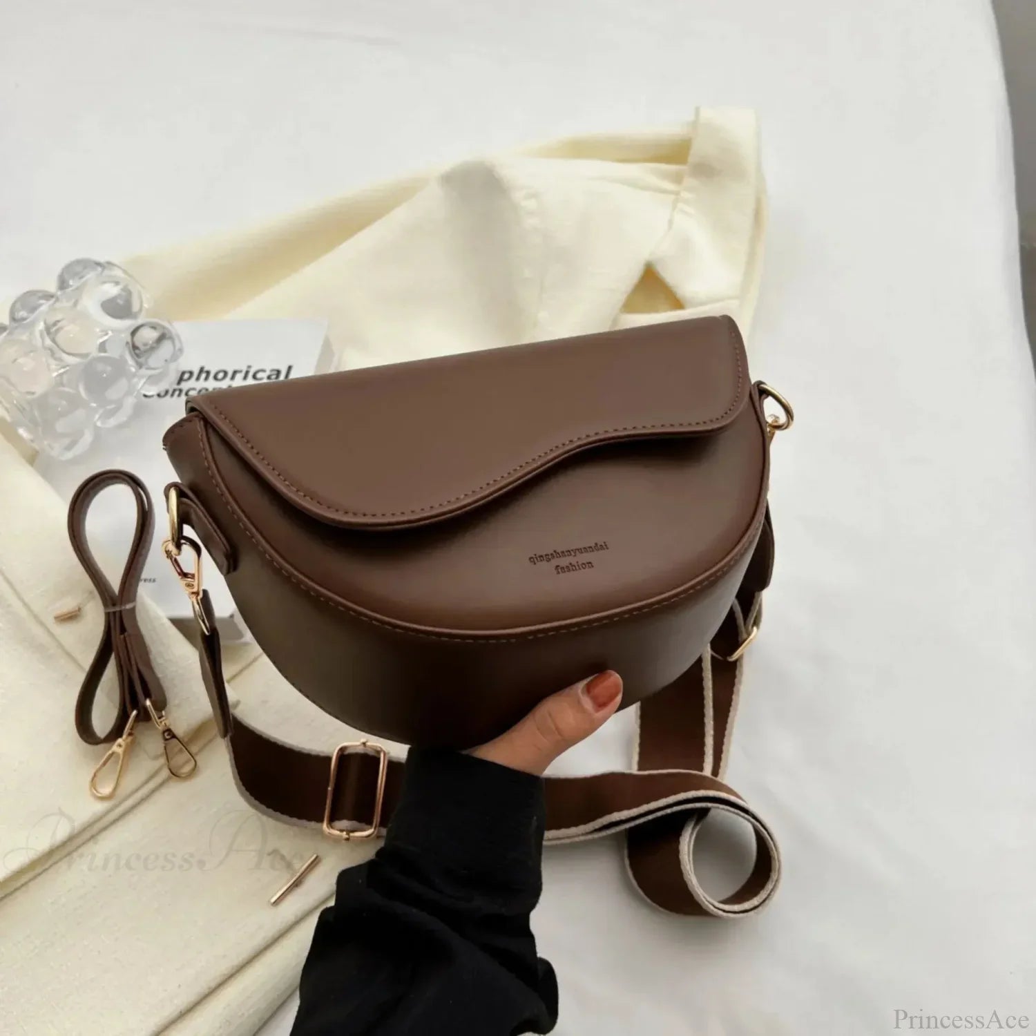 Vintage Flap Small Saddle Crossbody