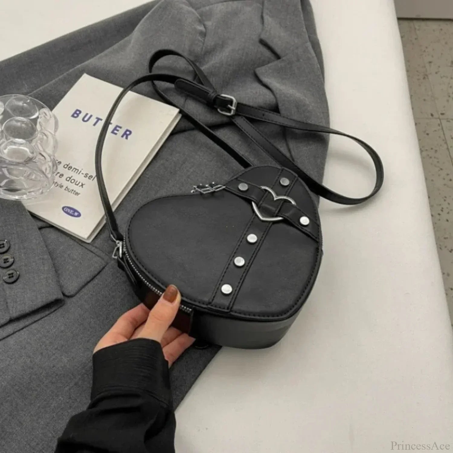 Y2K Rivet Heart-Shaped Crossbody Bag